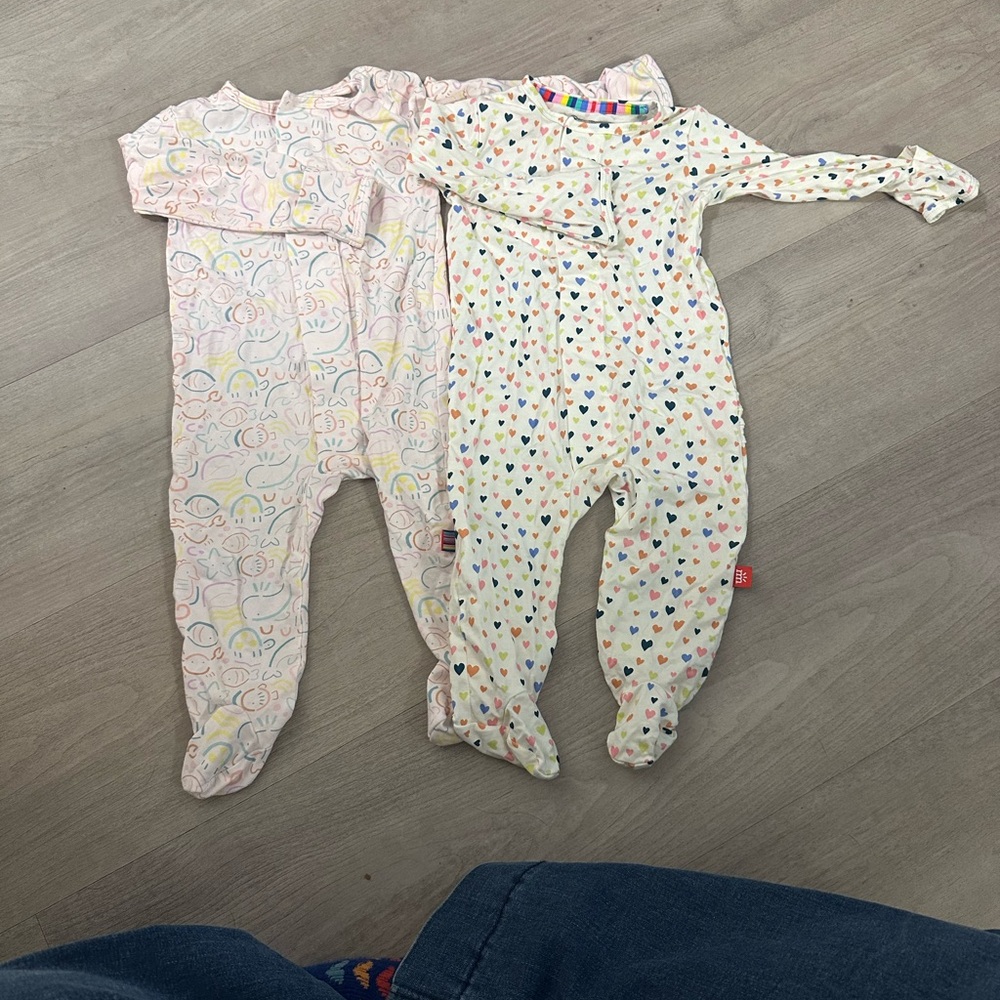 Magnetic Me Pastel and Heart Print Footies